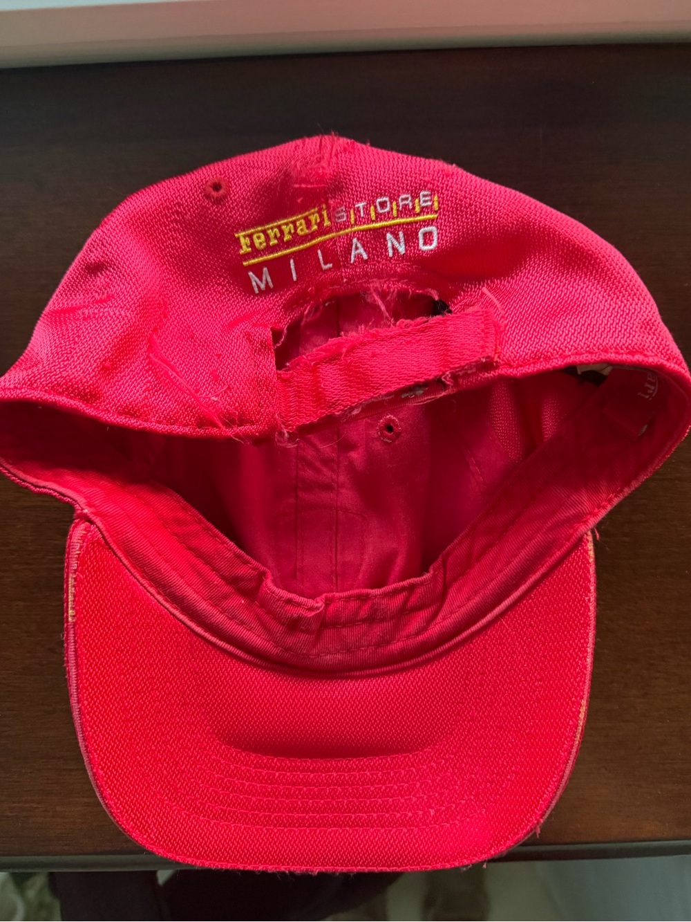 Ferrari Hat - Picture 2 of 3